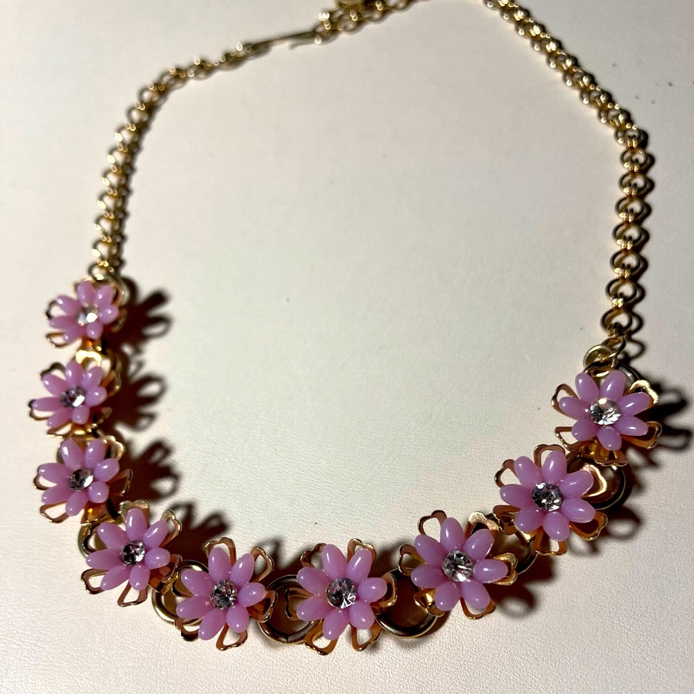 Gorgeous flower necklace pale violet and gold #468